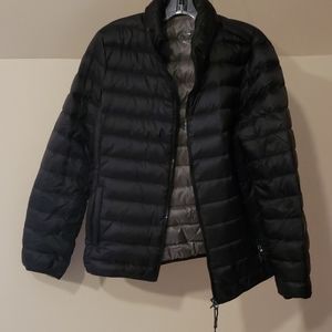 NWT black TUMI packable coat sz large